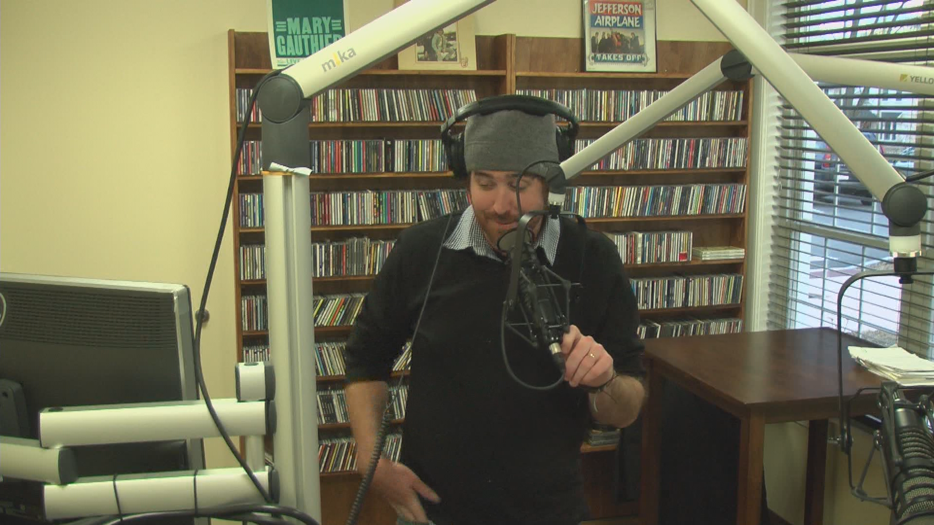 Thumbnail image for Afternoon Drive with Drew Moholland 12-07-2017 David Clay