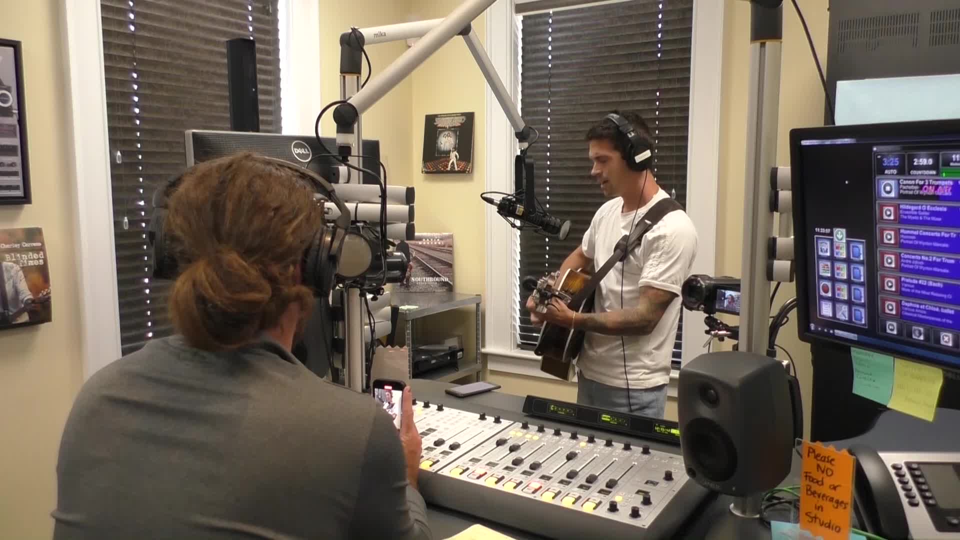 Thumbnail image for Afternoon Drive with Drew Moholland on August 29th 2023