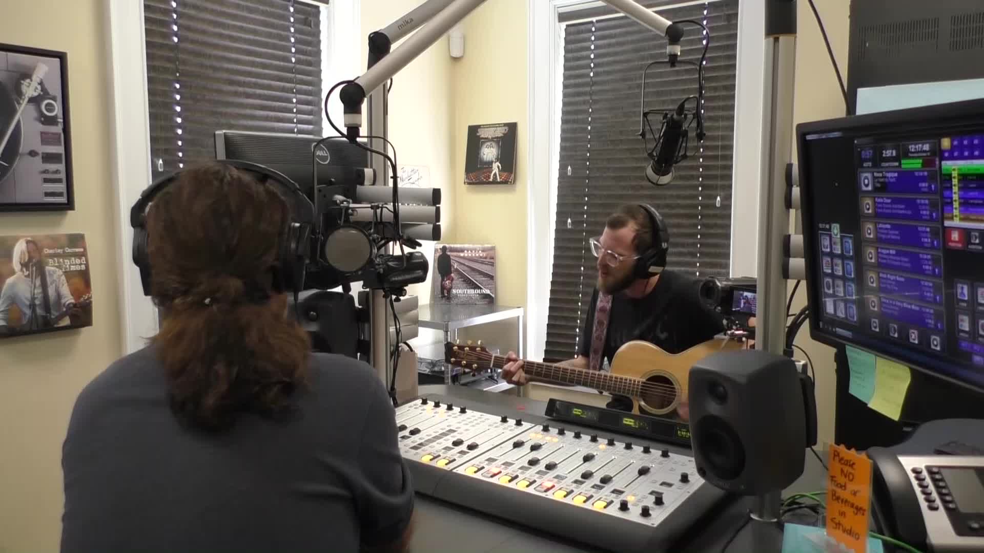 Thumbnail image for Afternoon Drive with Drew Moholland on October 17th 2023
